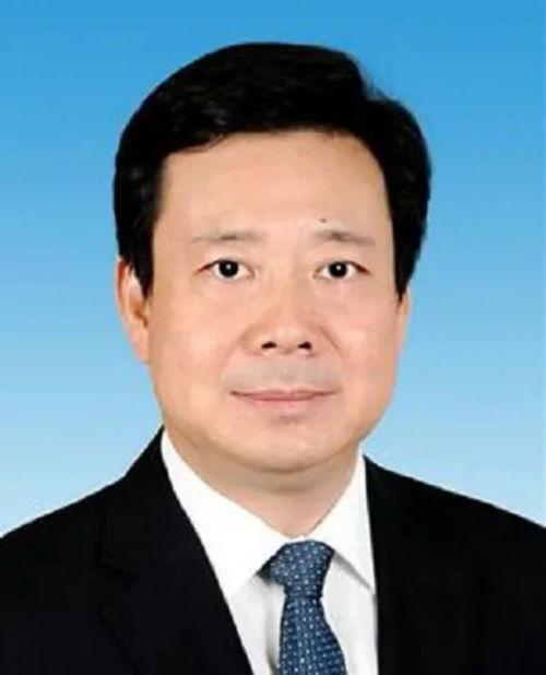 李群最新爆料视频播放,幕后真相大起底！